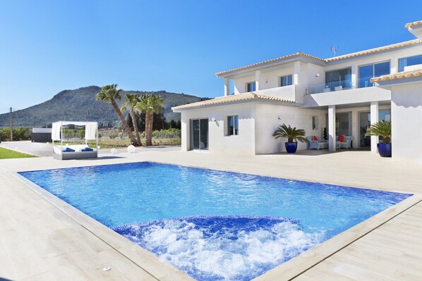 Extérieur maison de vacances [été]