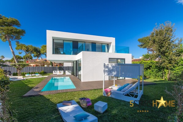 Holiday Home Exterior [summer]