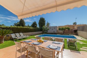 Holiday Home Swimming Pool
