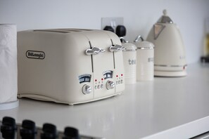 Kaffee und/oder Kaffeemaschine