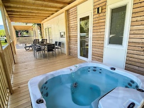 Bois, Tache De Bois, Composite, Plate-Forme, Recours, Dur, Piscine, Ombre, Parquet, Eco Hôtel