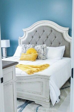 master bedroom king size bed