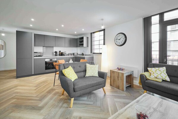 Lockside House, Birmingham - Host & Stay