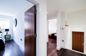 Entrance / Lobby