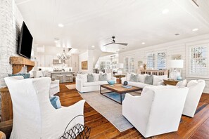 Second Floor Main Living