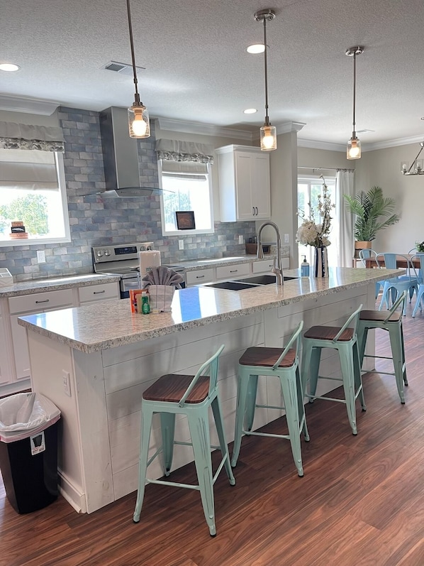 Open Kitchen