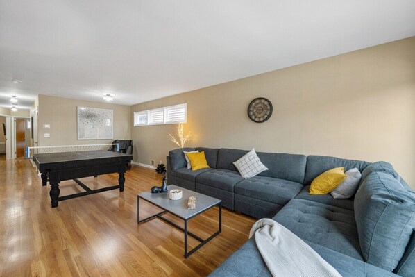 Living Room with foldable Table Tennis