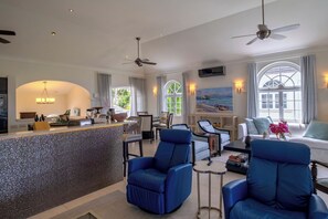 Open plan living, dining and kitchen 
