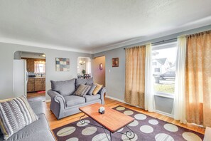 Living Room | Main Level