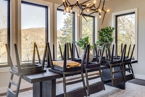 Dining Area | 1st Floor | Dishware/Flatware