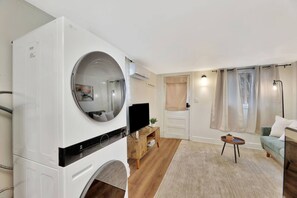 Full Size Washer and Dryer