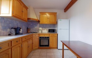 Photo 4