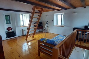 Living room 2