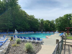 Make a splash! Enjoy access to our refreshing community pool—perfect for fun and relaxation!