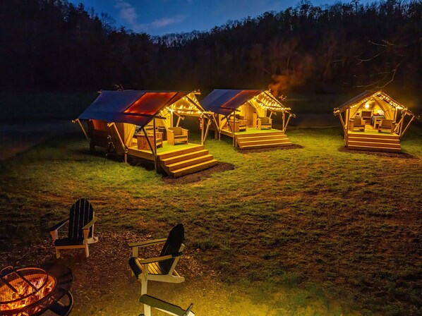 Enjoy the ultimate group glamping experience!