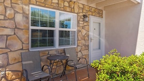 Woodland Shores 11 - Front Patio