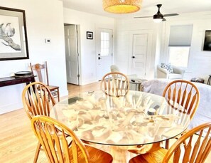 Open concept living, dining and kitchen.