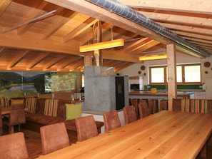 Alpin Chalet Large