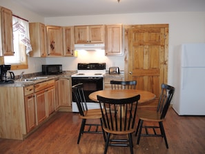 Kitchen/Dining