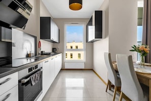 Kitchen with Dining Area | Book Now with RENTUJEMY.COM