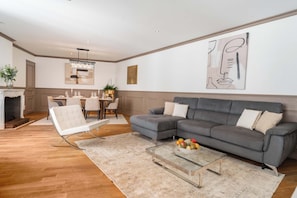 A chic and cozy salon, perfect for unwinding after a day in Paris
