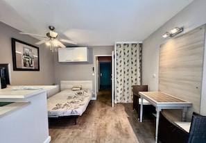 studio cabine 4 personnes la grande motte