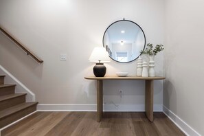 1st floor foyer