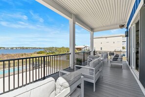 100-1444 W Lagoon Ave - North 49