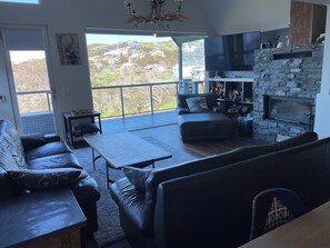 Living Room & Balcony over Ski Run