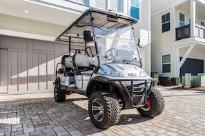 Golf Cart/LSV Included in Rental