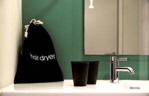 Bathroom / shower / WC / bath towels / hairdryer
