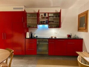 Fully equipped kitchen for a family of max. 4 people