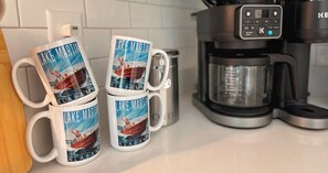 Kaffe og/eller kaffemaskine