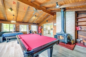 Spielezimmer