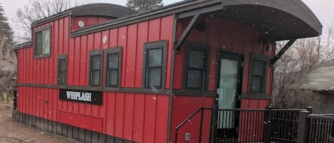 Caboose-Whiplash exterior