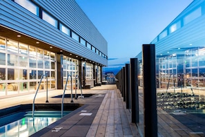 Onsite pool