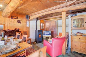 Living and dining room