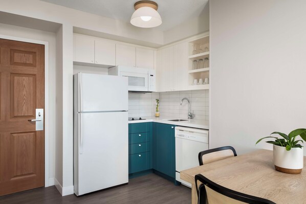 Kitchen. Exact unit will be assigned upon arrival. Views, colors, and decor may vary.
