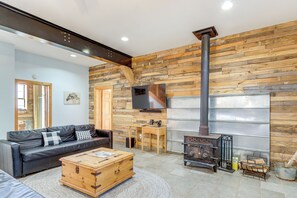 Living Room | 2 Queen Sleeper Sofas | Smart TV | 1st Floor