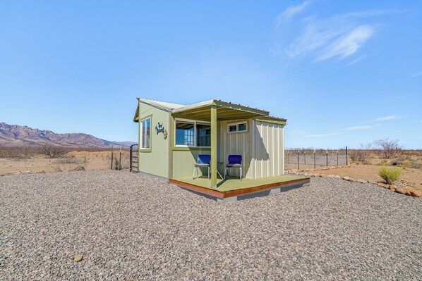 Rodeo Vacation Rental | 2BR | 3BA | 1,742 Sq Ft | 2 Steps Required
