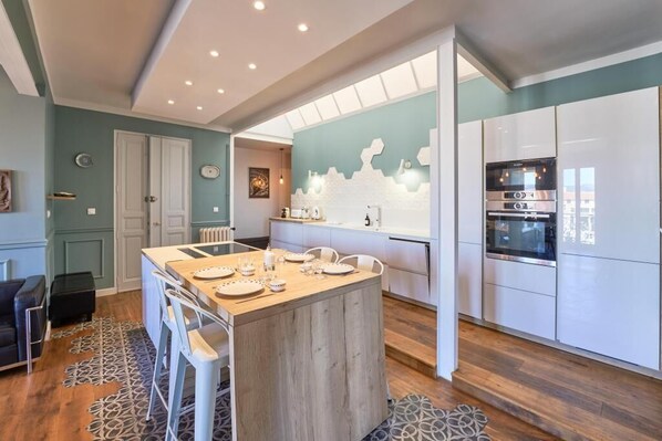 Private kitchen