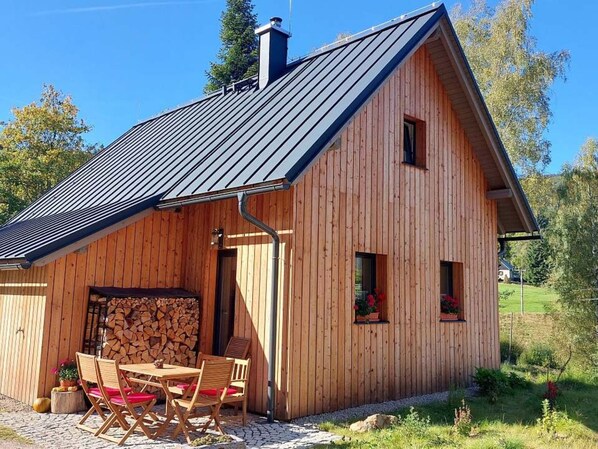 Wood, Cottage, Roof, House, Siding, Rural Area, Shed, Garden Buildings, Log Cabin, Shack