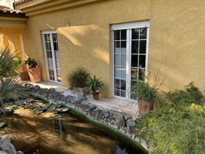 Swimming Pool, Resort, Leisure, Thermae, Hotel, Resort Town, Outdoor Furniture, Leisure Centre, Vacation