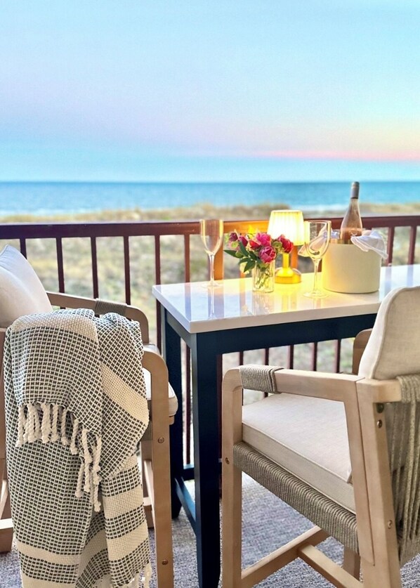 Front Row Oceanfront!  1 Min Walk to Beach. Beautiful Sunrises and Sunset Skies!