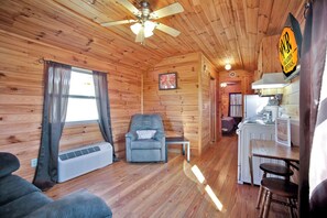 Hilltop Hideaway located in Knoxville PA