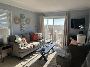 Living Room (1)