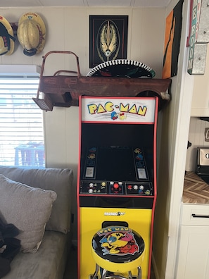 Spielezimmer