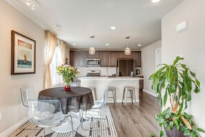 Dining & Kitchen Area | Open Floor Plan