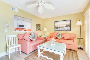 Open living/dining room