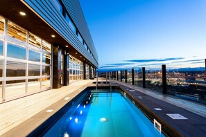 Onsite pool